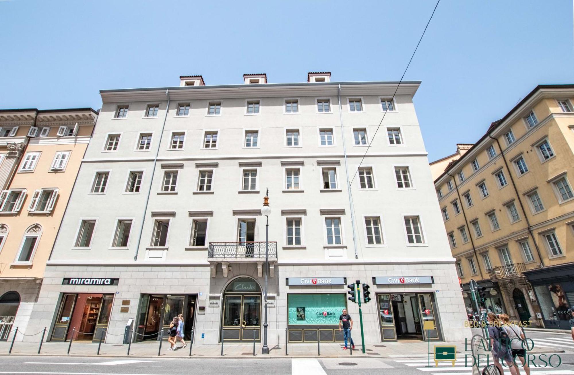 L'Attico Del Corso Apartamento Trieste Exterior foto
